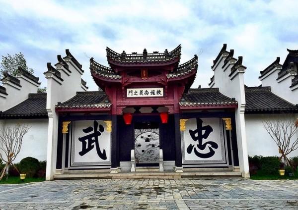 昆明市人力资源服务产业园及人力资源服务企业座谈会在五华举行