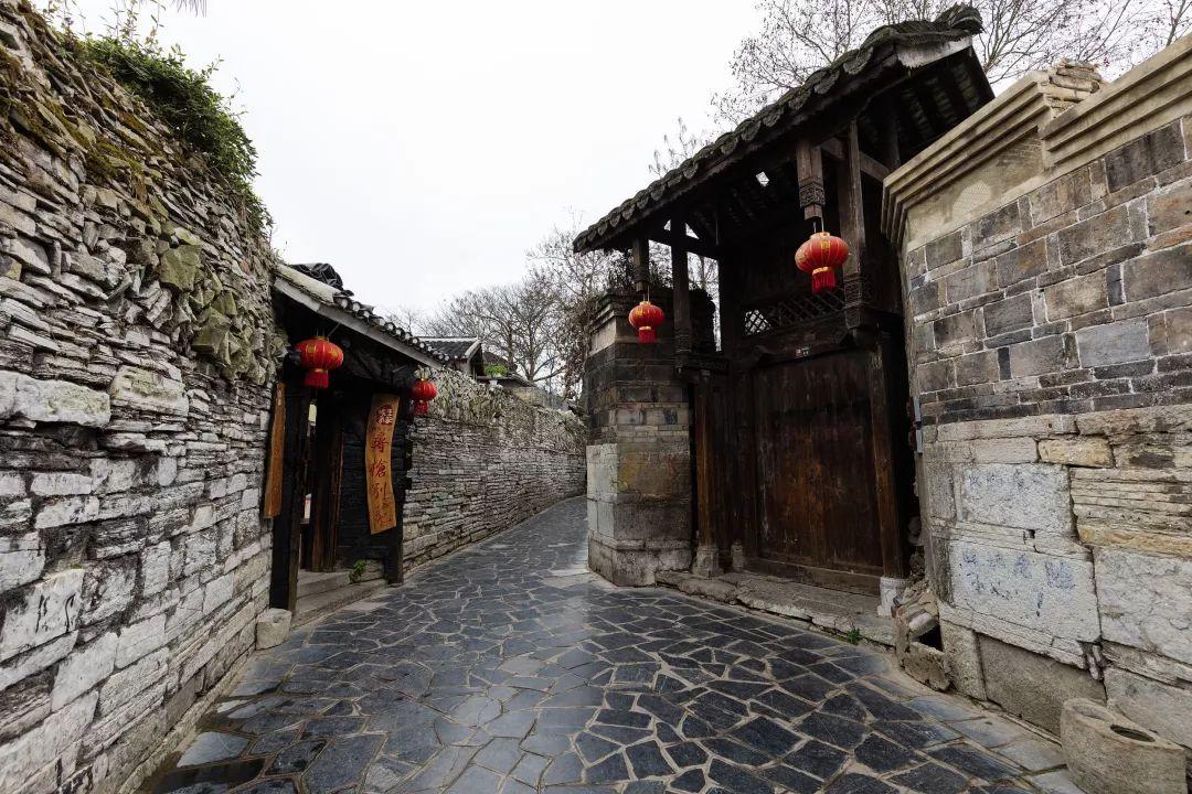 喜报！中国残疾人冰雪运动季特奥雪鞋走推广活动举行，青岛特奥运动员取佳绩